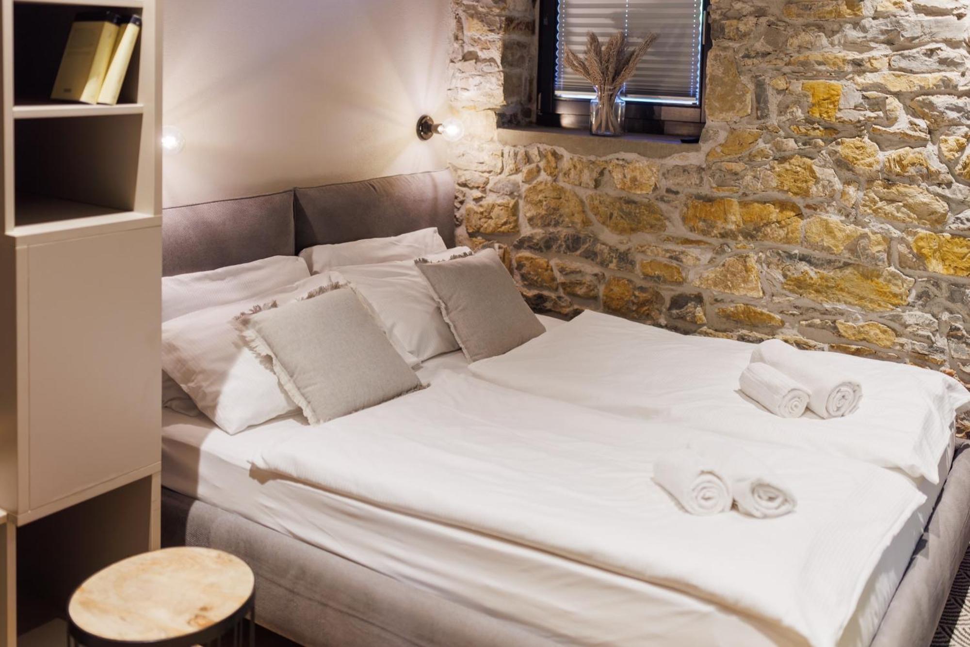 Vila Robida Rooms & Spa Črni Kal Habitación foto